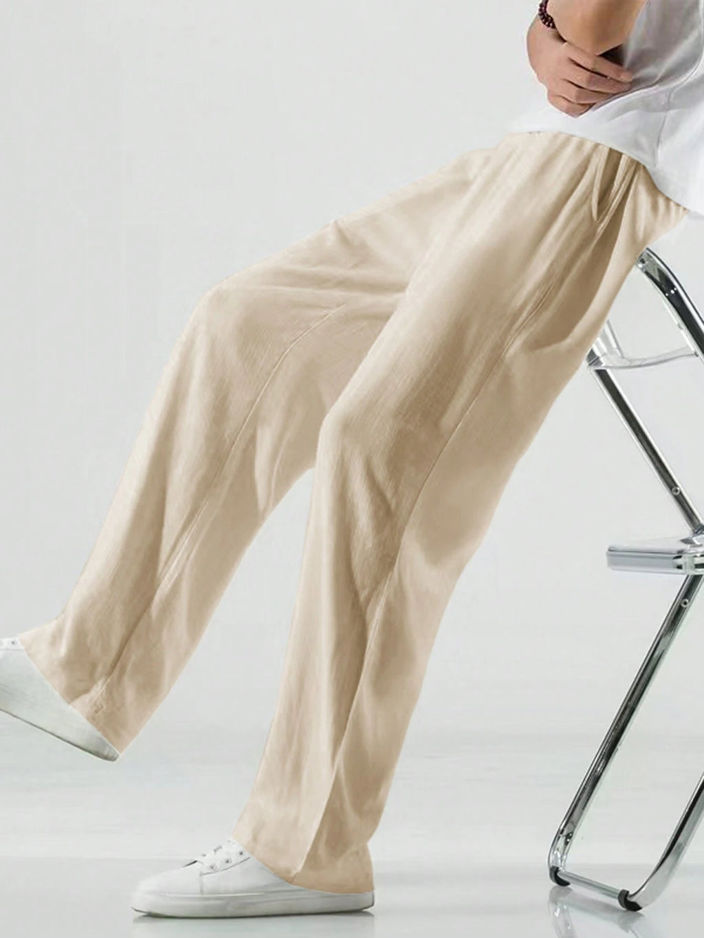 Relax-Fit Trousers Beige