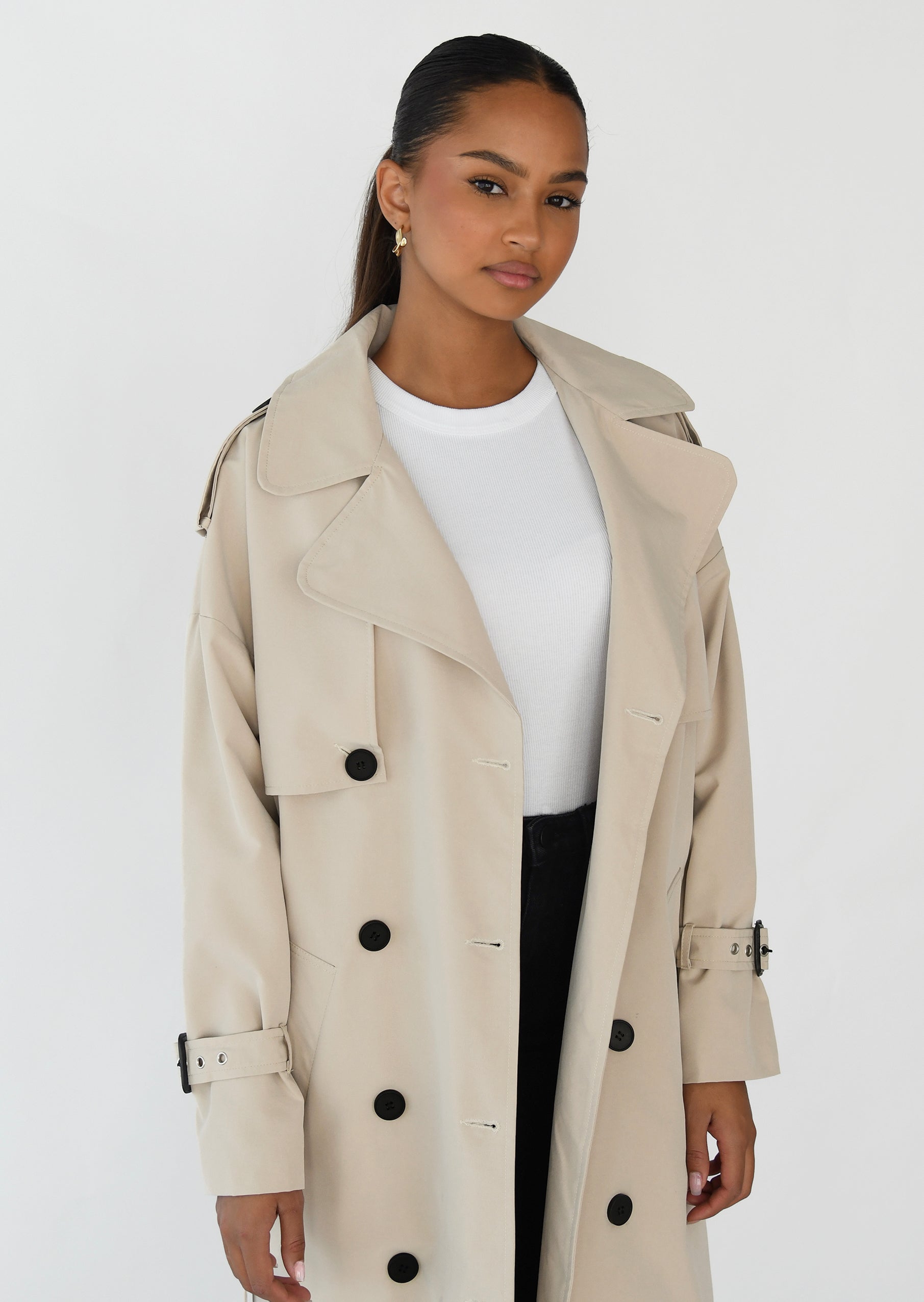 Trench-coat tendance pour une élégance intemporelle