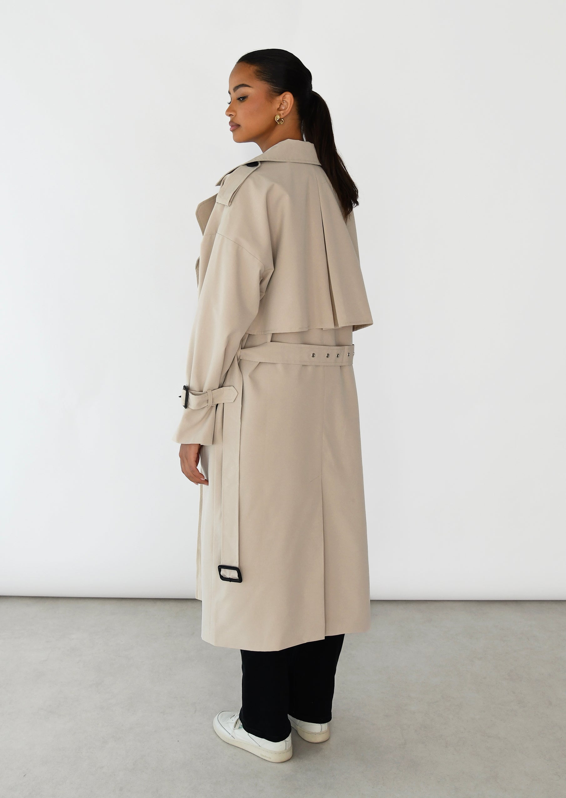 Trench-coat tendance pour une élégance intemporelle