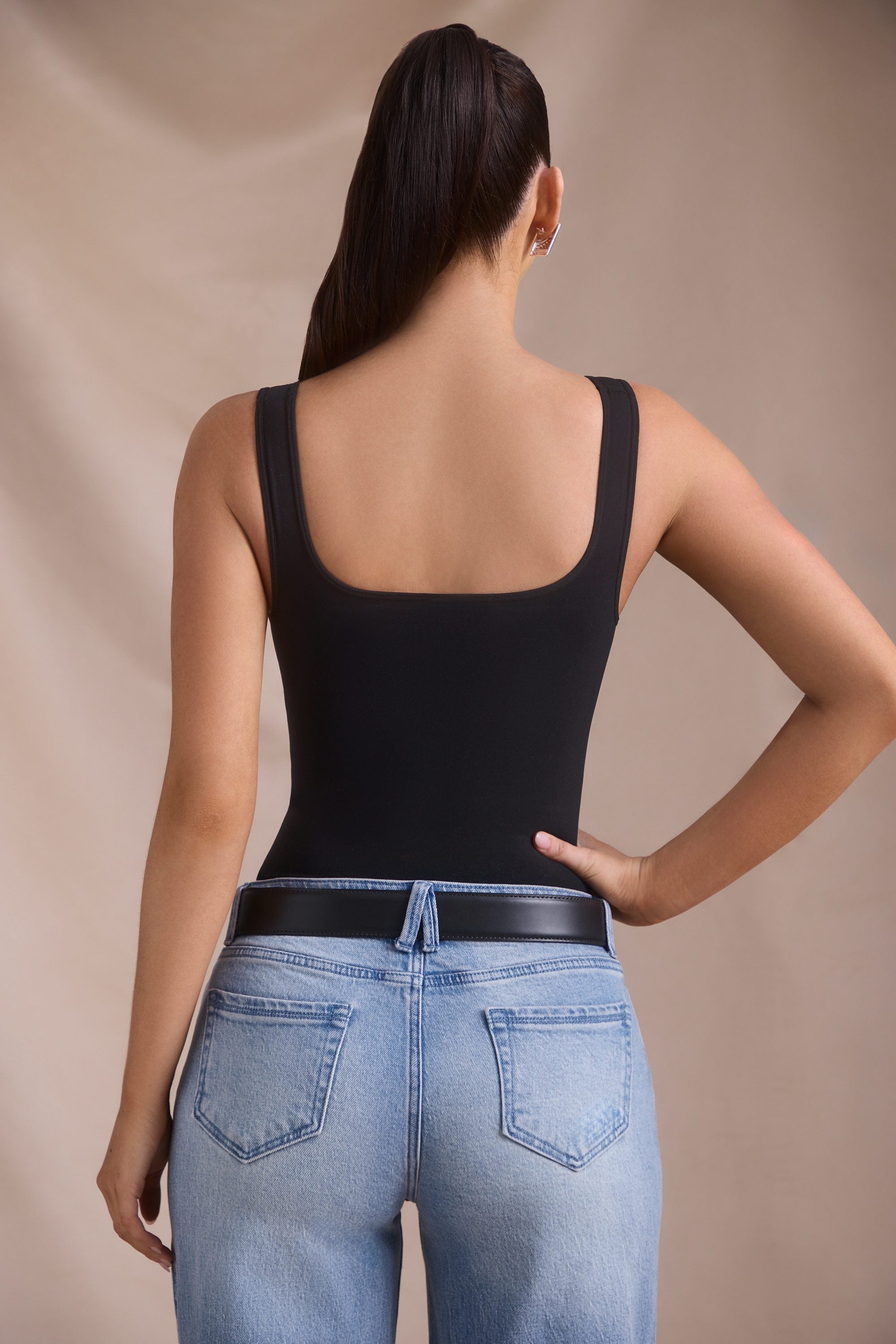 Body noir parfait sans coutures à col en cœur